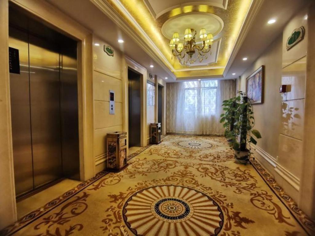 Greentree Inn Shenzhen Dongmen Business Hotel Esterno foto