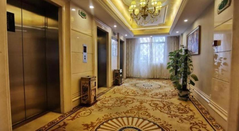 Greentree Inn Shenzhen Dongmen Business Hotel Esterno foto